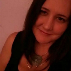 Eloise (48 jaar  ) uit Zuid-Holland