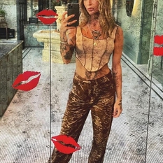 Marjoriene (31 jaar  ) uit Zuid-Holland