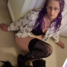 Knuffelklit (64 jaar  ) uit Flevoland