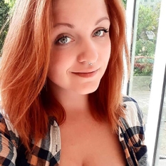 Kriekske (29 jaar  ) uit Antwerpen