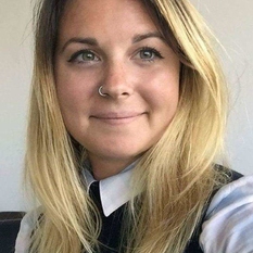 Nobie (33 jaar  ) uit Friesland