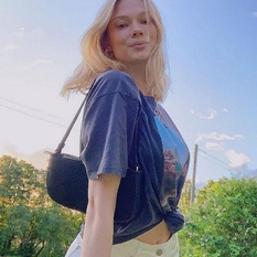 chardian (21 jaar  ) uit Drenthe