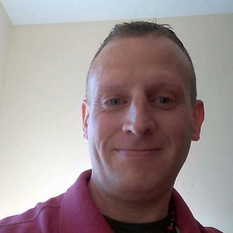 dominq (46 jaar  ) uit Noord-Holland