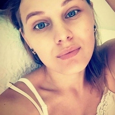 KarlaBCUP (21 jaar  ) uit Overijssel