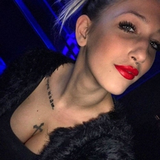 Bruutall (29 jaar  ) uit Drenthe