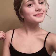 Beautje (25 jaar  ) uit Zuid-Holland