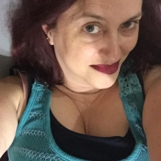 Annick (53 jaar  ) uit Het Brussels Hoofdst