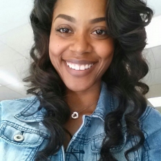 Camilla (45 jaar  ) uit Zuid-Holland