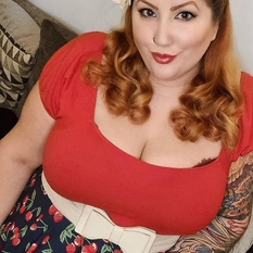 Olliega (27 jaar  ) uit Noord-Brabant