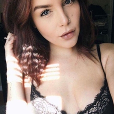 ToyPlay (27 jaar  ) uit Overijssel