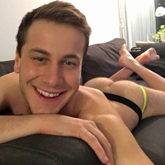 Brammetje28 (34 jaar  ) uit Friesland