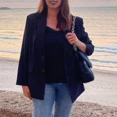 Caniz (47 jaar  ) uit Noord-Brabant