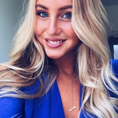 Geilewolvin (24 jaar  ) uit Zuid-Holland