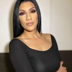 gebnien (22 jaar  ) uit Flevoland