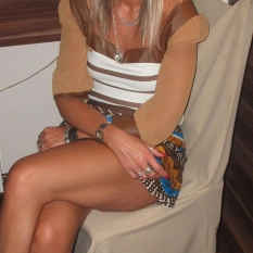 Danieke (42 jaar  ) uit Gelderland