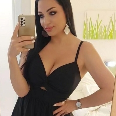 Treme (21 jaar  ) uit Flevoland