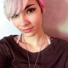 britt (29 jaar  ) uit Limburg