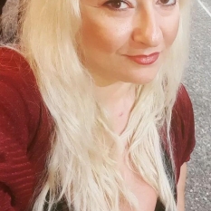 Jantienney (55 jaar  ) uit Friesland