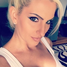 Marengoe (34 jaar  ) uit Vlaams-brabant