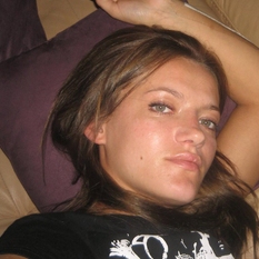 lindii (27 jaar  ) uit Overijssel