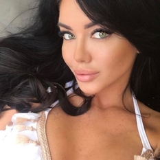 nilofar (30 jaar  ) uit Oost-vlaanderen