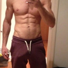 Sportschoolhunk (38 jaar  ) uit Gelderland