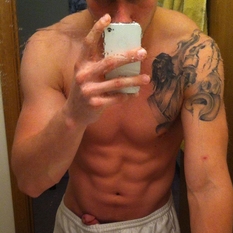 Dominique (37 jaar  ) uit Limburg