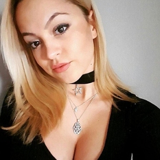 Sexyblond (21 jaar  ) uit Waals-Brabant