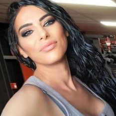 phaja (41 jaar  ) uit Groningen