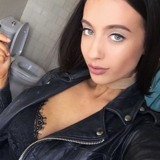 sarahaha (23 jaar  ) uit Noord-Brabant