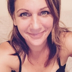 Vall (54 jaar  ) uit Groningen