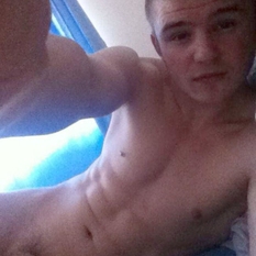 j00st (26 jaar  ) uit Noord-Brabant