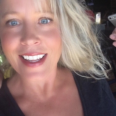 Sannelief (53 jaar  ) uit Drenthe