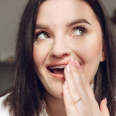 poonami (27 jaar  ) uit Friesland