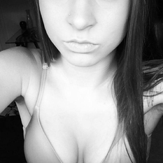 DinaTina (26 jaar  ) uit Overijssel