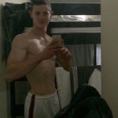 FrederikO (32 jaar  ) uit Groningen