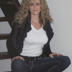 Flower (53 jaar  ) uit Drenthe