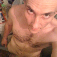 Wallo (47 jaar  ) uit Vlaams-brabant