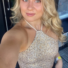 Peaci (24 jaar  ) uit Zuid-Holland