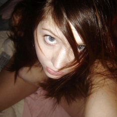 Anouk722 (24 jaar  ) uit Limburg