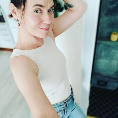 Marjorei (47 jaar  ) uit Overijssel