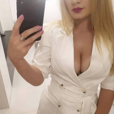 noukyriaan (34 jaar  ) uit Flevoland