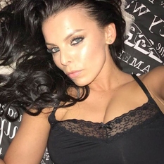 Livka (35 jaar  ) uit Het Brussels Hoofdst