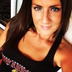 daphnefier (41 jaar  ) uit Antwerpen