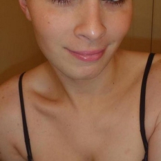 Suzan (30 jaar  ) uit Luik