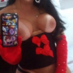 Twoladys (33 jaar  ) uit Flevoland