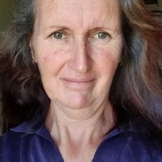 jadevlam (65 jaar  ) uit Waals-Brabant