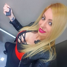 Konny (33 jaar  ) uit Oost-vlaanderen