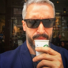 Bartoe (58 jaar  ) uit West-vlaanderen