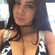 lookieforu (23 jaar  ) uit Groningen